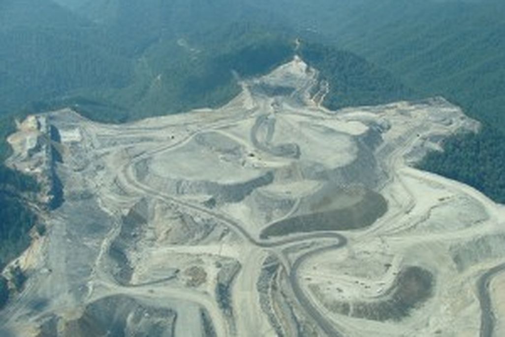 20110520102339mountaintop-300x225.jpg