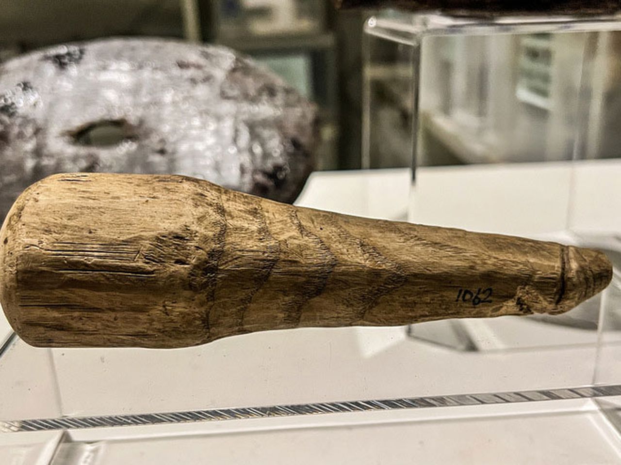 vindolanda-wooden-phallus-3-2.jpg