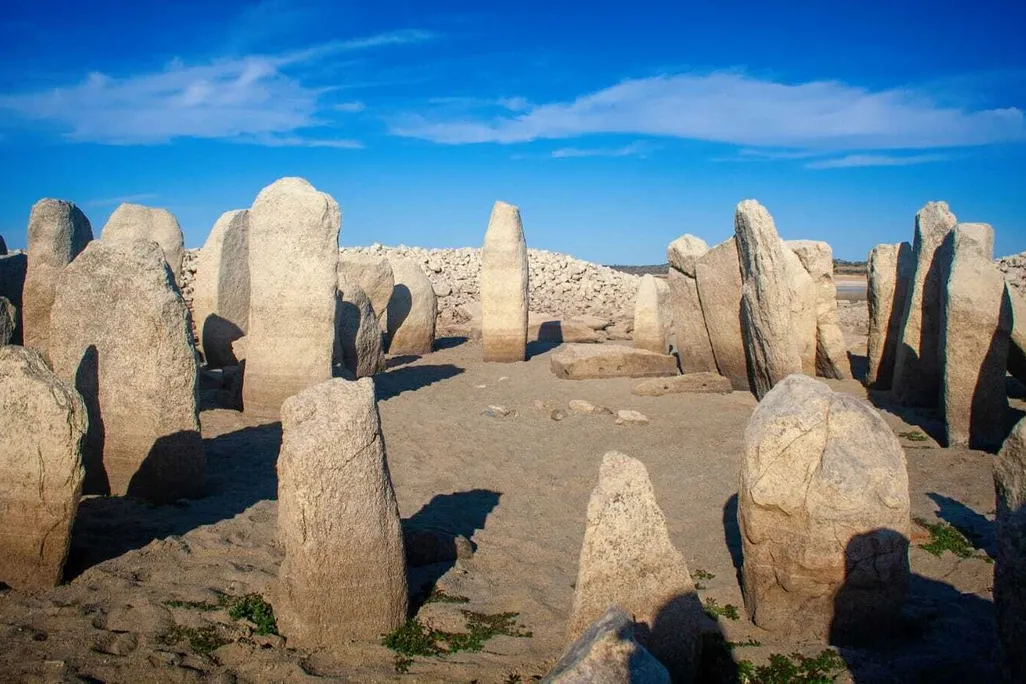 Caceres_-Provincia-Yacimientos_arqueologicos-Arqueologia-Patrimonio_historico-Patrimonio_423218916_132683733_1706x960.jpg