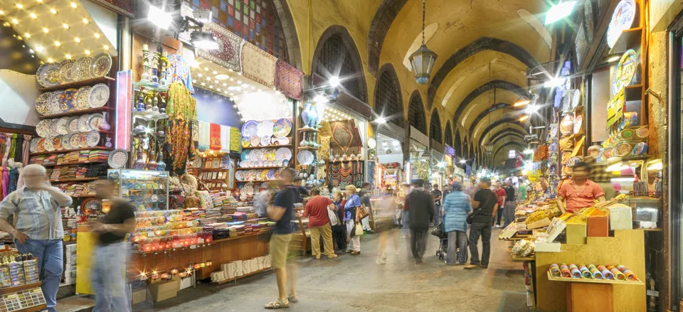  The Grand Bazaar in Istanbul 
