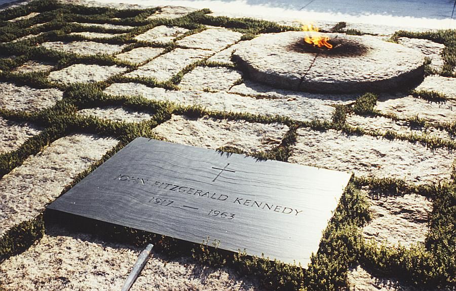 JFK_grave.jpg