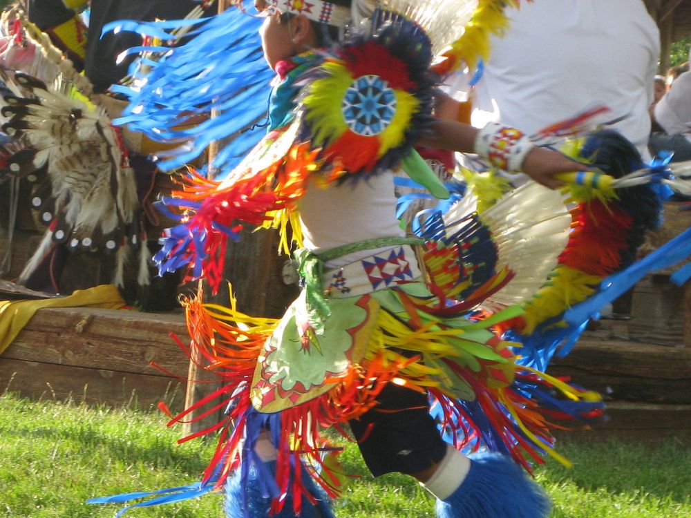 Indian Pow Wow Grass Dance Smithsonian Photo Contest Smithsonian Magazine 